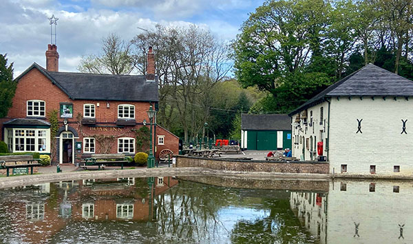 Boar Inn, Moddershall